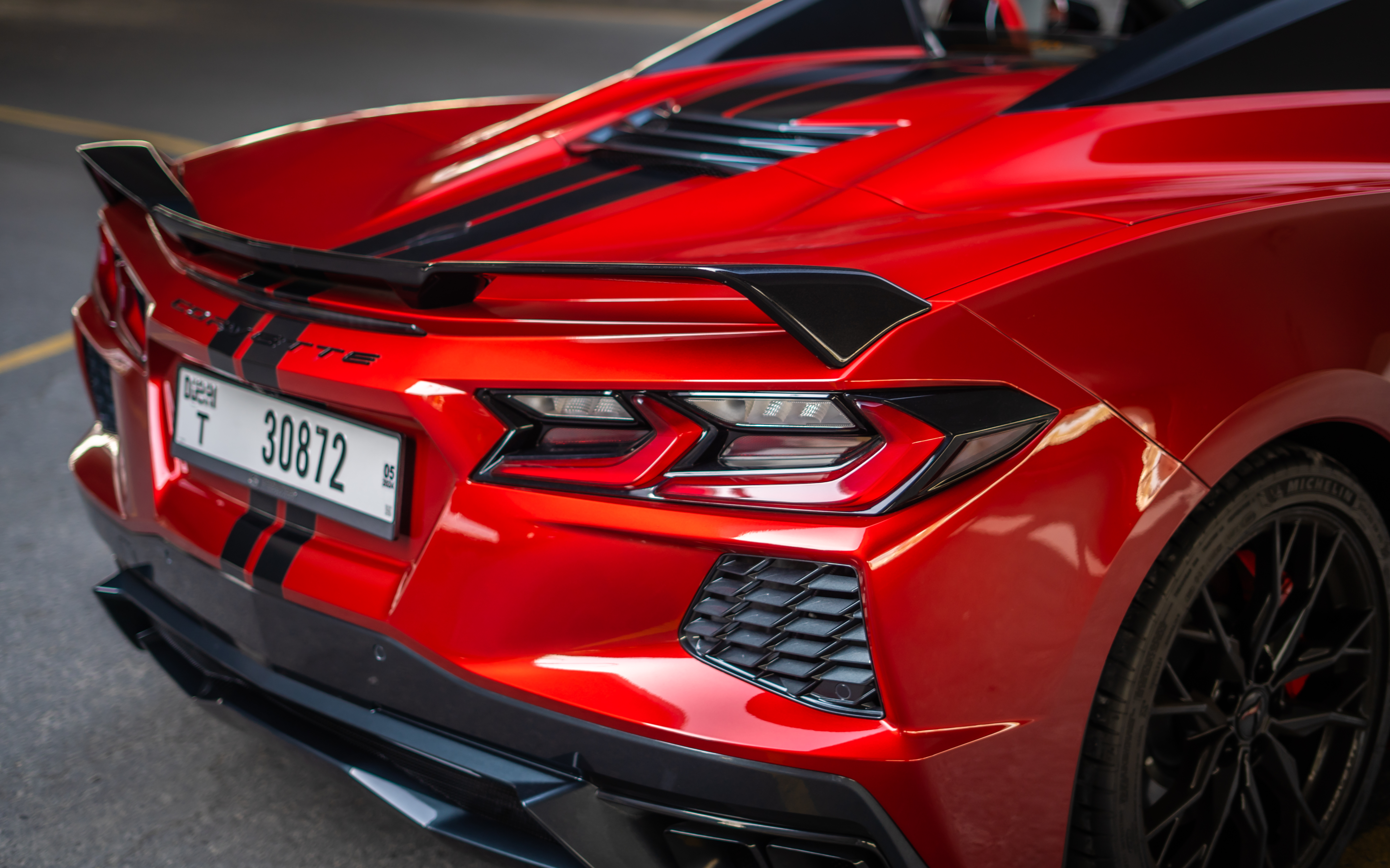 7 Luxury Cars in Dubai That Win Over Women’s Hearts
