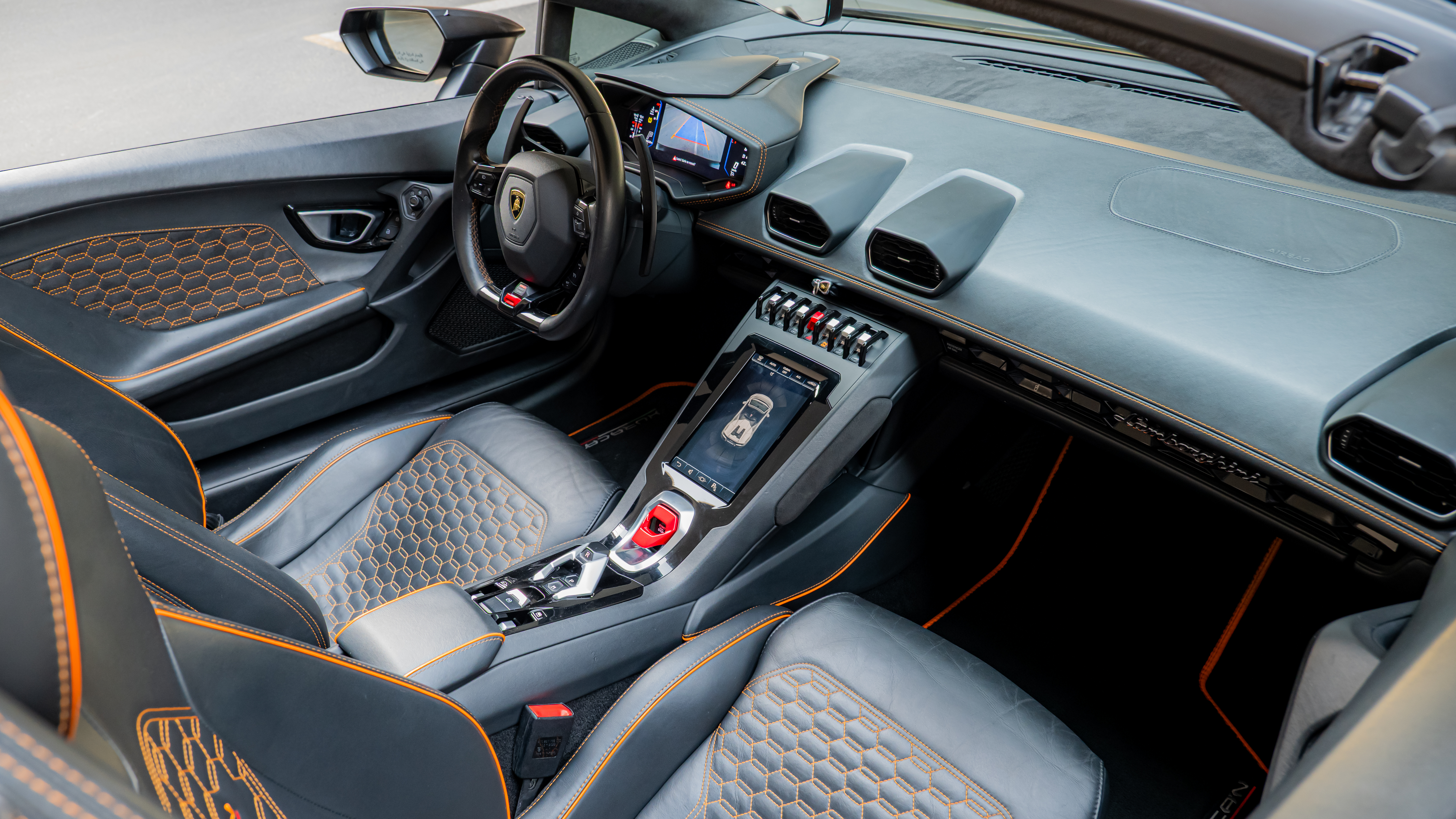 Car thumbnail 4