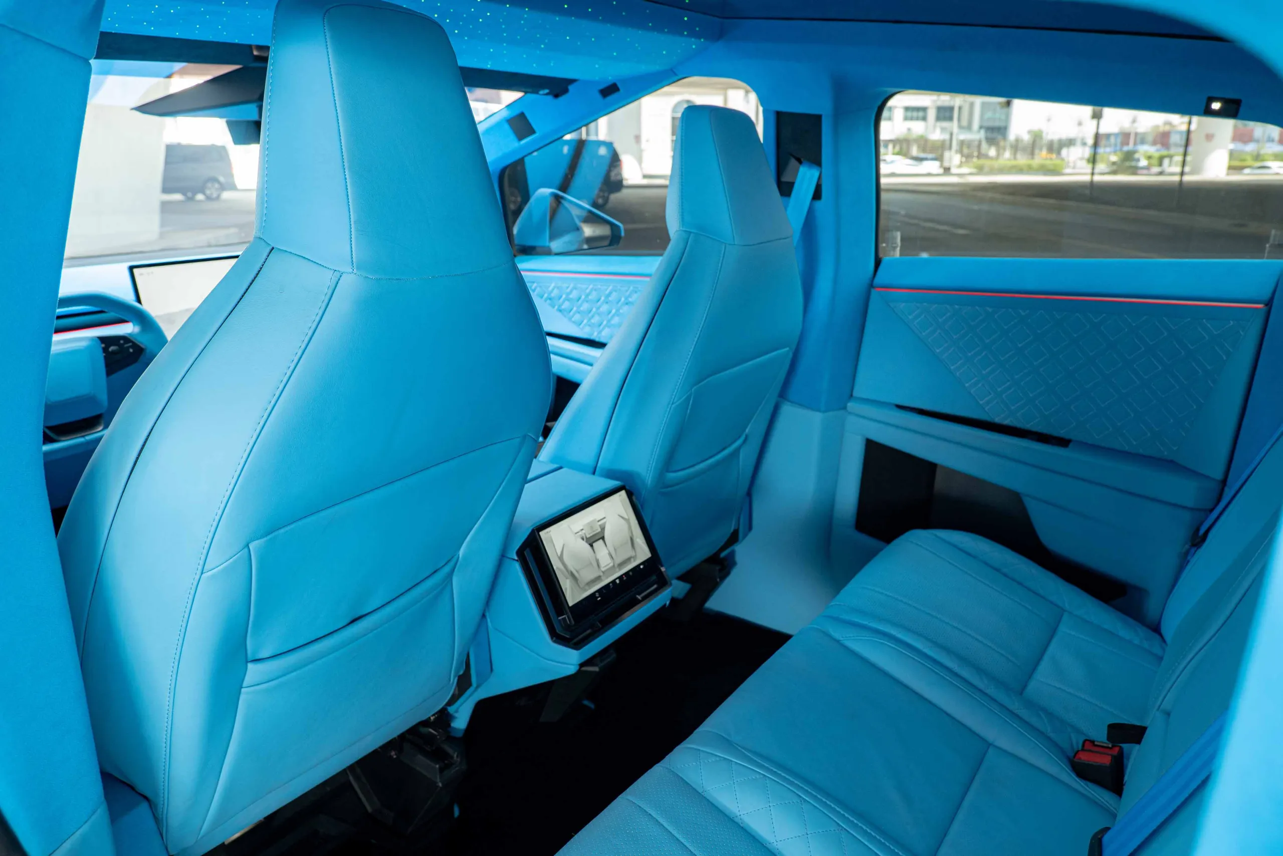 Car thumbnail 5