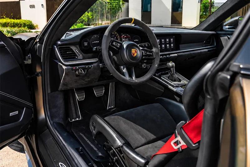 Car thumbnail 5