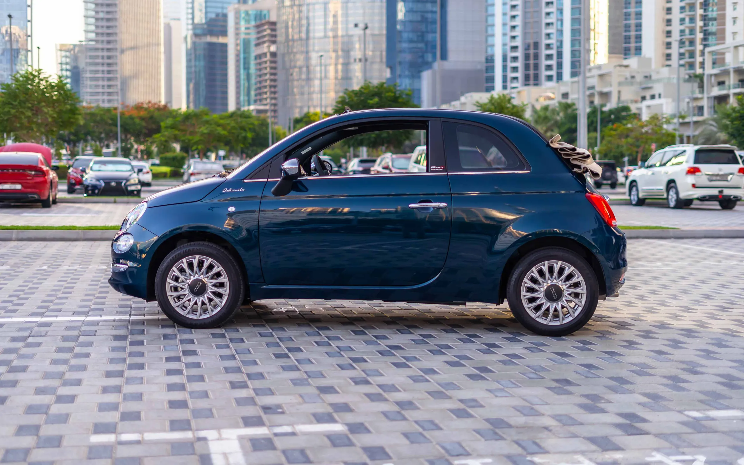 Car thumbnail 2